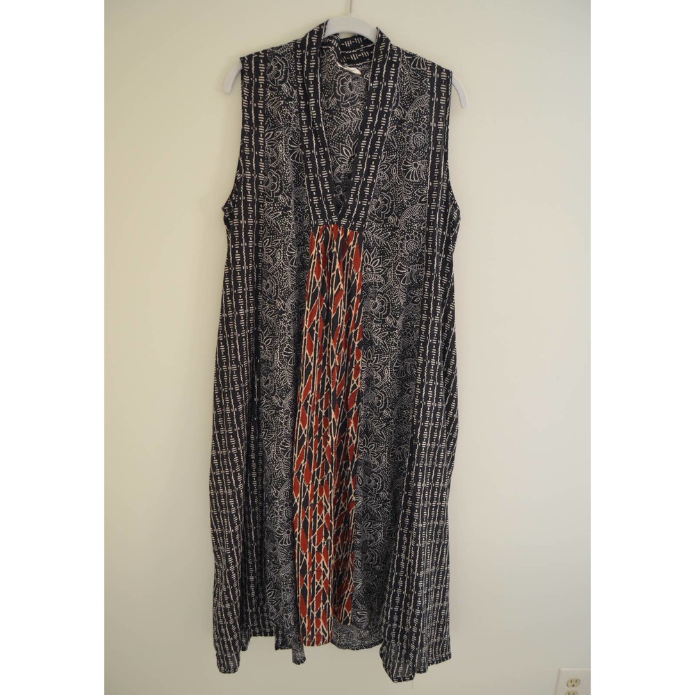 Cost Plus World Market Black Maxi Dress with Red Accent Panels - Picture 4 of 10